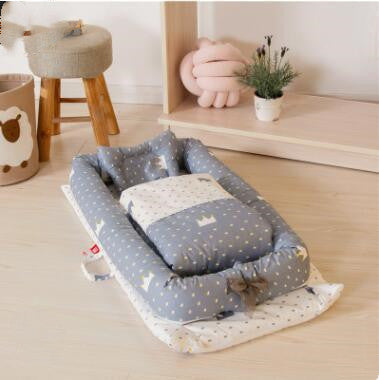 Crib Anti-pressure Newborn Foldable Portable Crib Middle Bed Baby Infant Mattress Bionic Travel Bed
Cuna antipresión para recién nacido, cuna portátil plegable, cama media, colchón para bebé, cama de viaje biónica