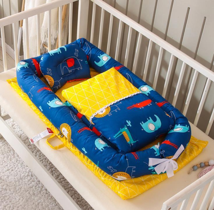 Crib Anti-pressure Newborn Foldable Portable Crib Middle Bed Baby Infant Mattress Bionic Travel Bed
Cuna antipresión para recién nacido, cuna portátil plegable, cama media, colchón para bebé, cama de viaje biónica