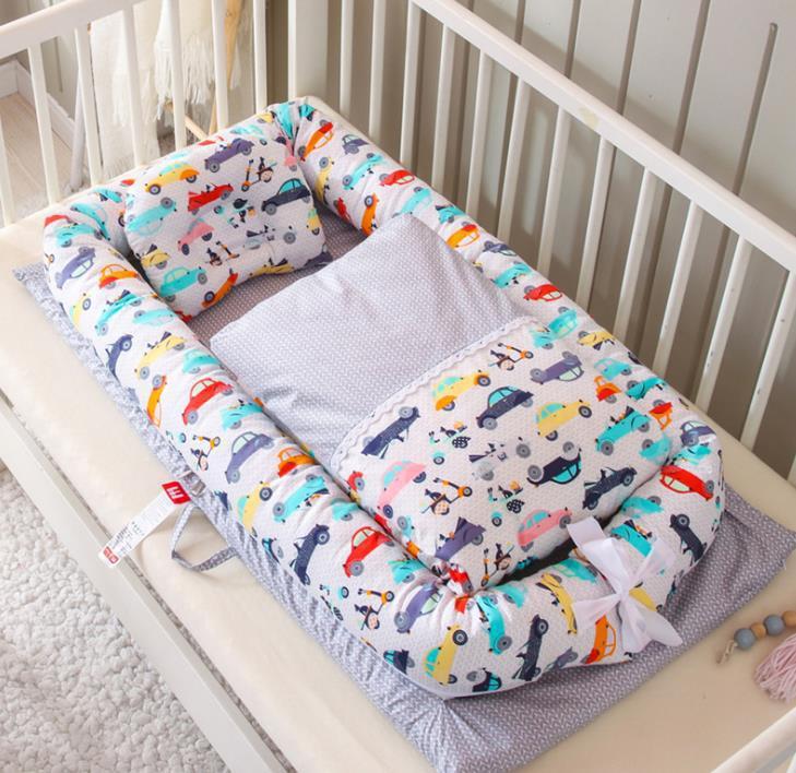 Crib Anti-pressure Newborn Foldable Portable Crib Middle Bed Baby Infant Mattress Bionic Travel Bed
Cuna antipresión para recién nacido, cuna portátil plegable, cama media, colchón para bebé, cama de viaje biónica